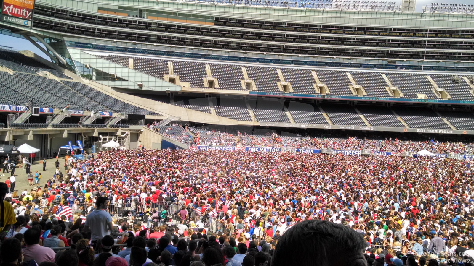 soldier field section 143 concert seating rateyourseats com at t seating chart rows