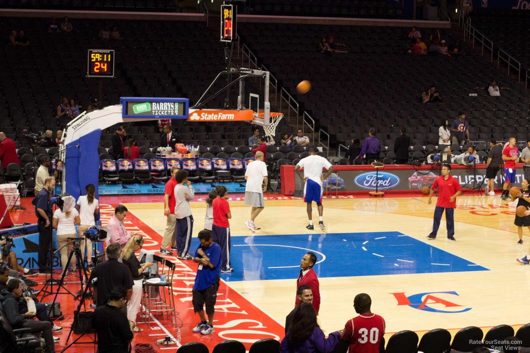Staples Center Section 113 - Clippers/Lakers - RateYourSeats.com1800 x 1200