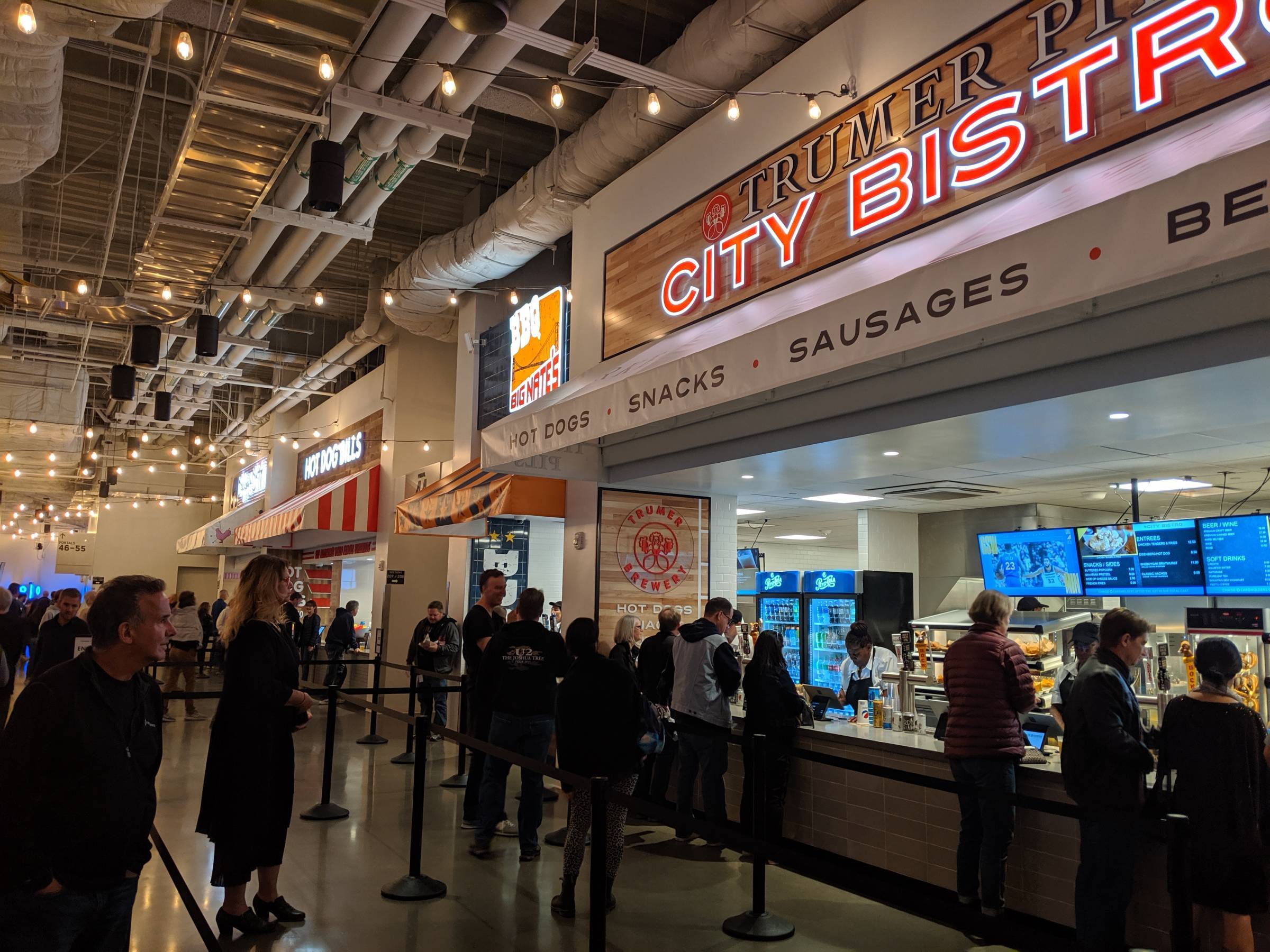 concession stands at chase center