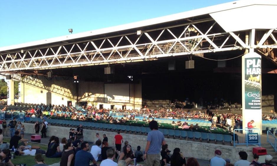 Starplex Pavilion Covered Seats