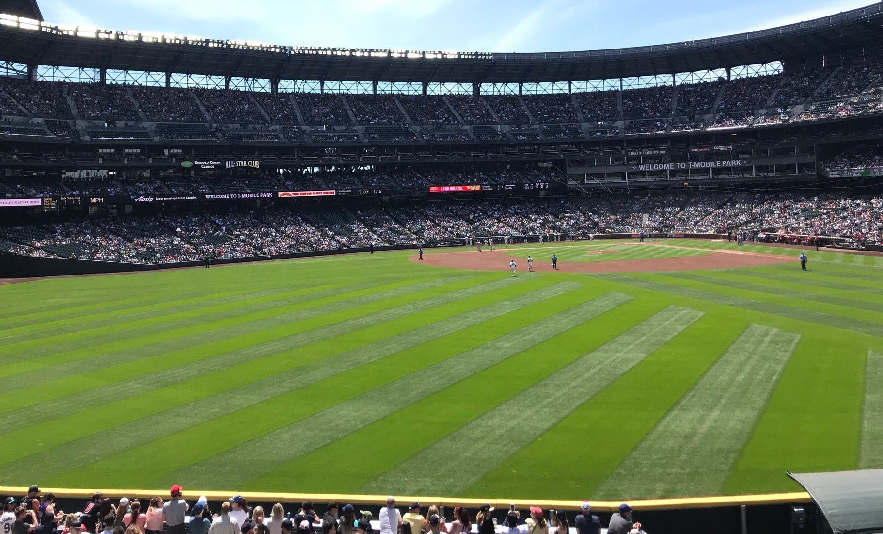 sunny seats t-mobile park