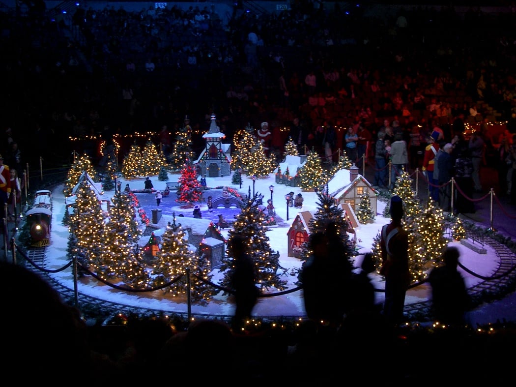 Mannheim Steamroller Christmas
