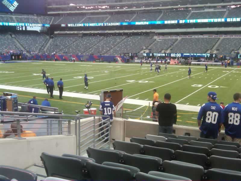 section 135, row 9 seat view  for football - metlife stadium