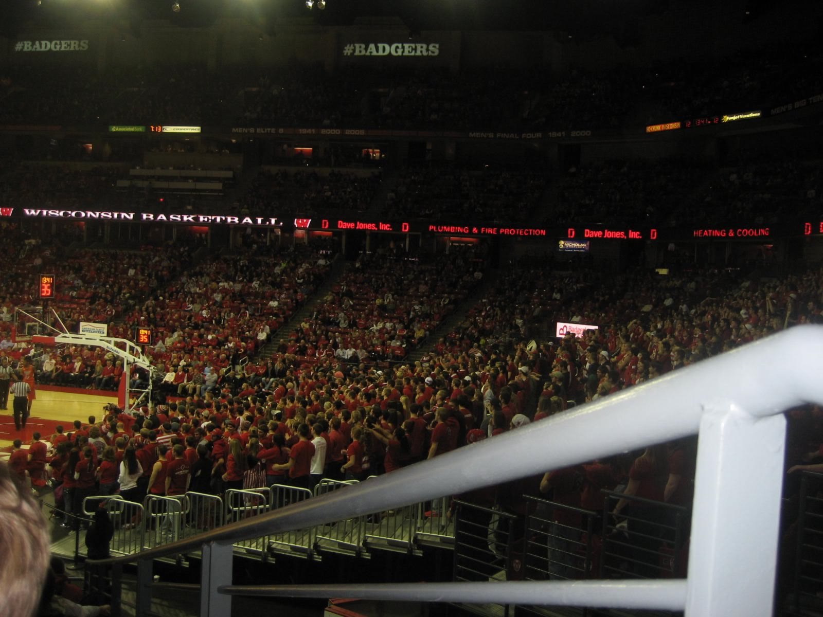 wisconsin basketball student section