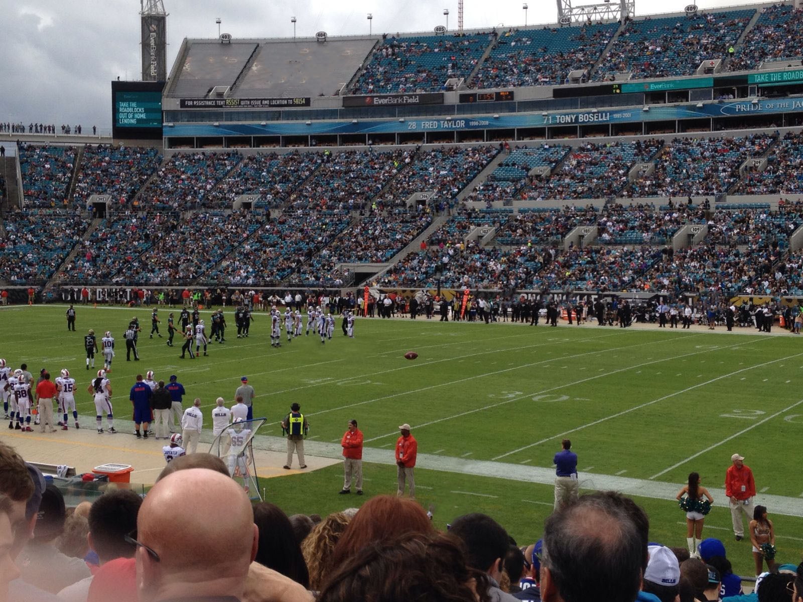 section 133, row r seat view  - everbank stadium