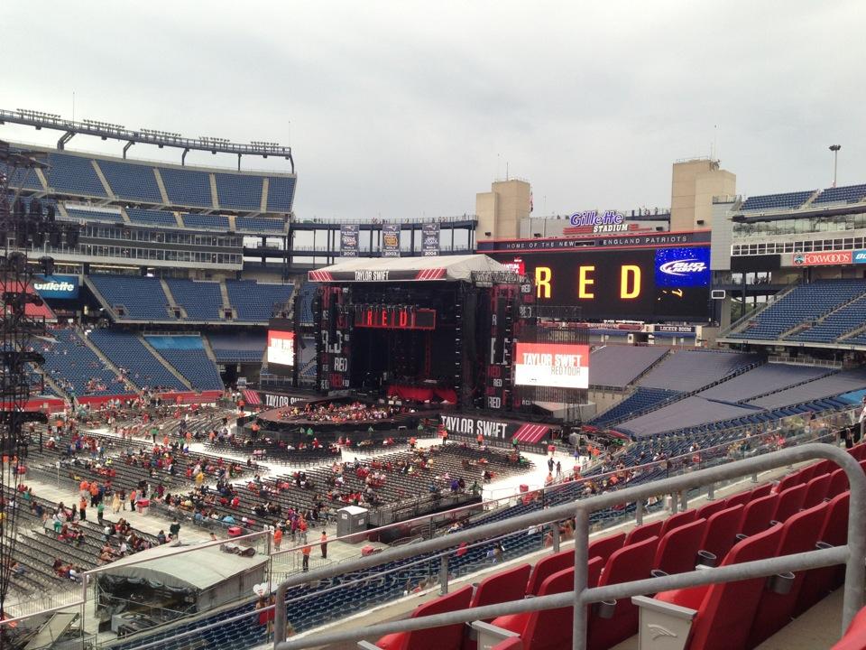 section cl34, row 4 seat view  for concert - gillette stadium