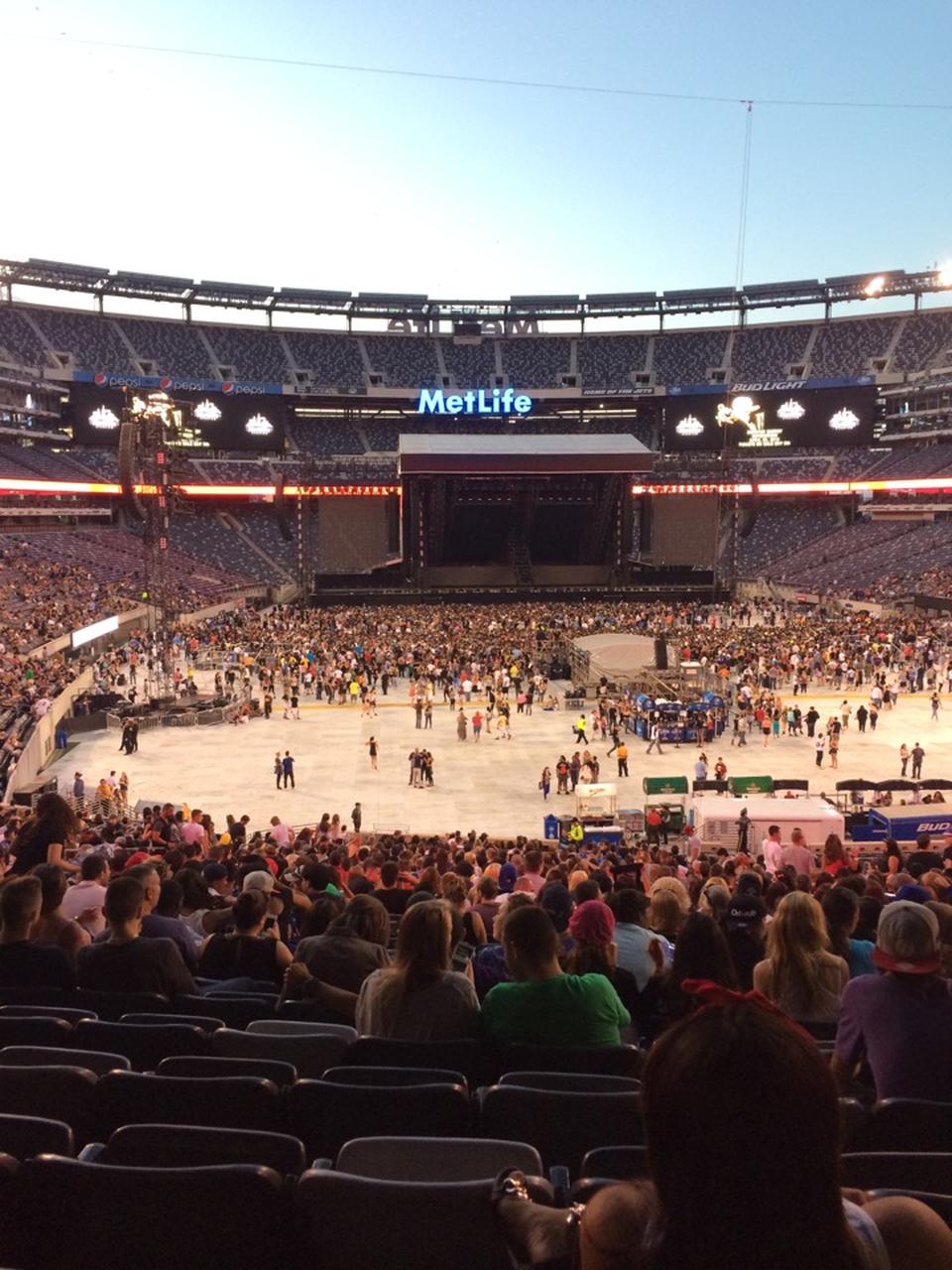 section 128, row 38 seat view  for concert - metlife stadium