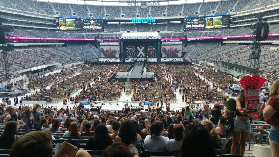 section 126, row 43 seat view  for concert - metlife stadium