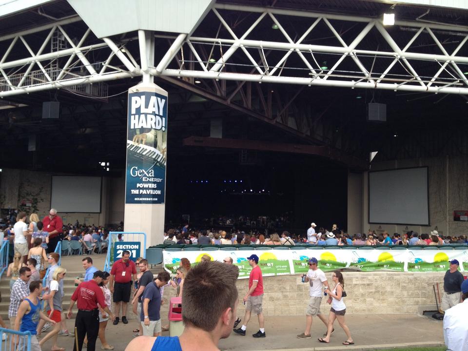 Dos Equis Pavilion Lawn Seats