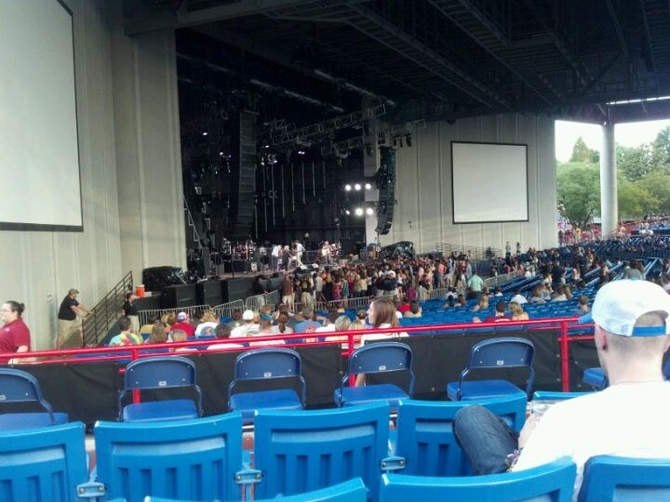 section 9, row d seat view  - pnc music pavilion