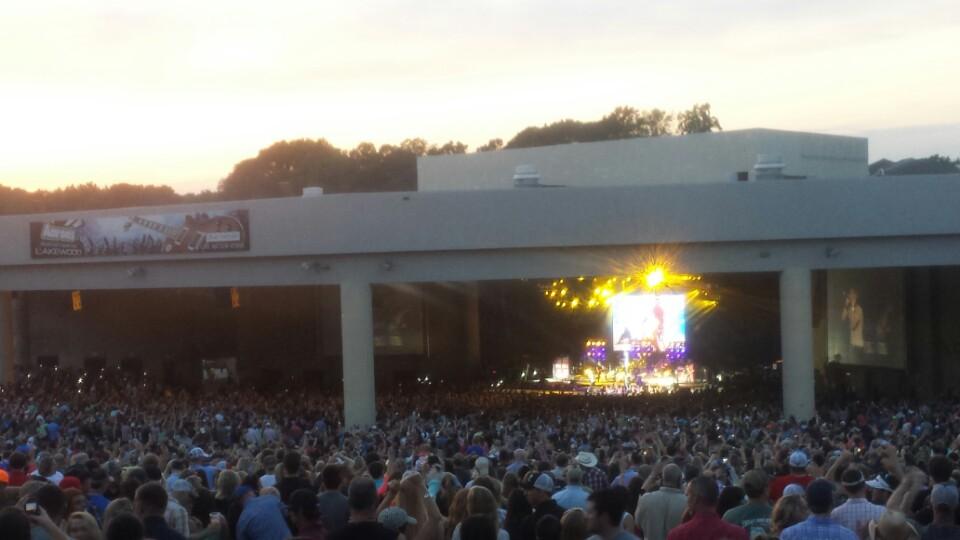 lawn seat view  - lakewood amphitheatre