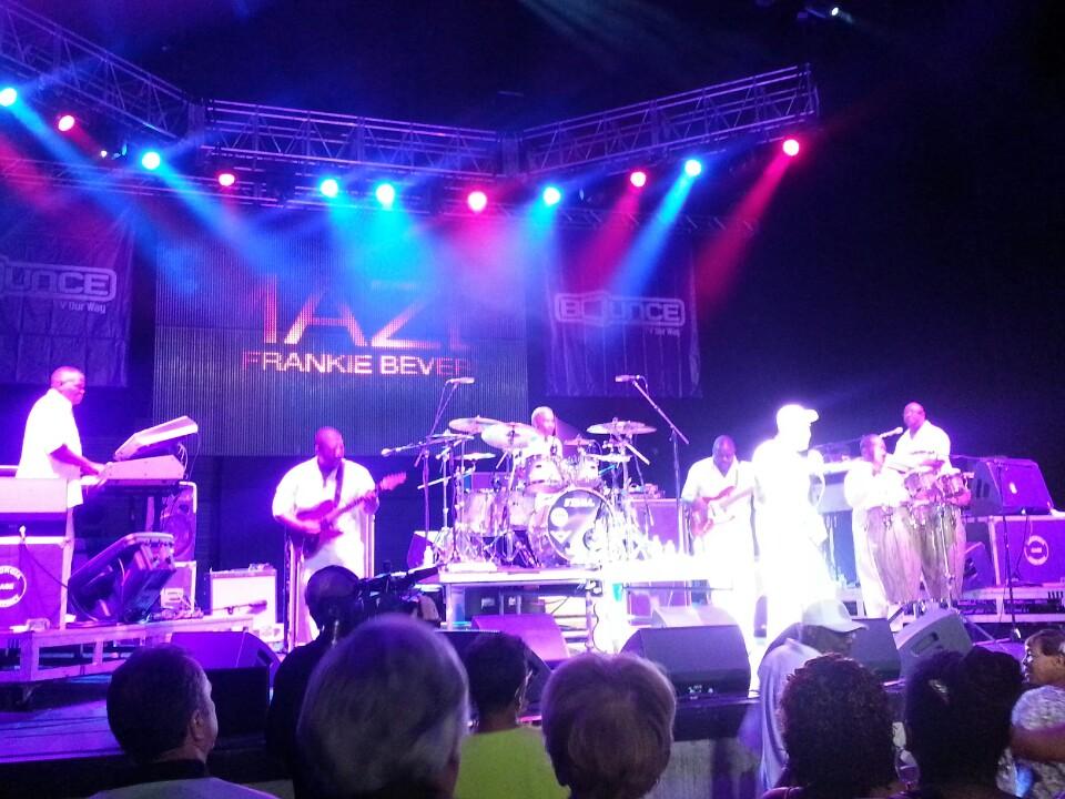 floor 3 seat view  - concord pavilion