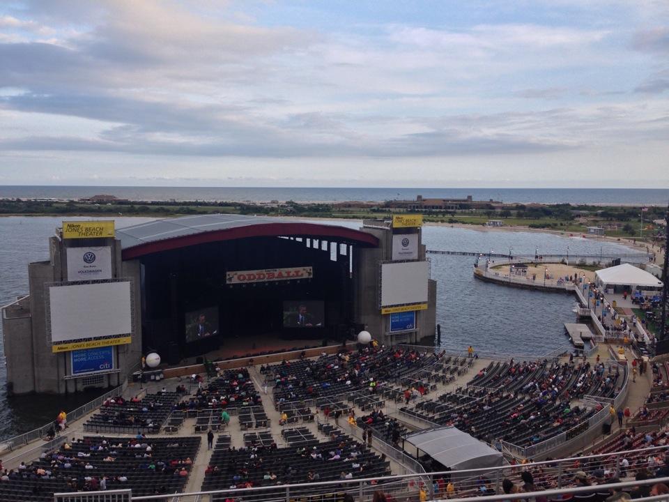 mezzanine 24 seat view  - jones beach theater