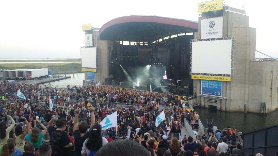 stadium 1, row t seat view  - jones beach theater