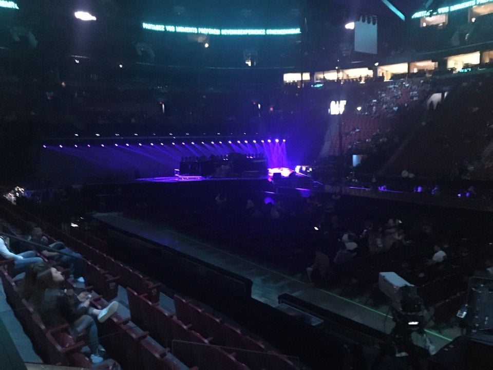 section 123, row b seat view  for concert - bell centre