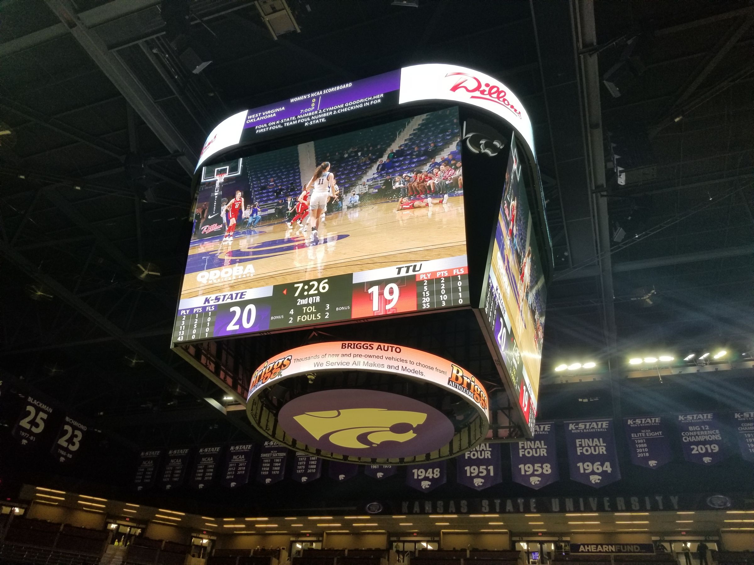 bramlage coliseum scoreboard