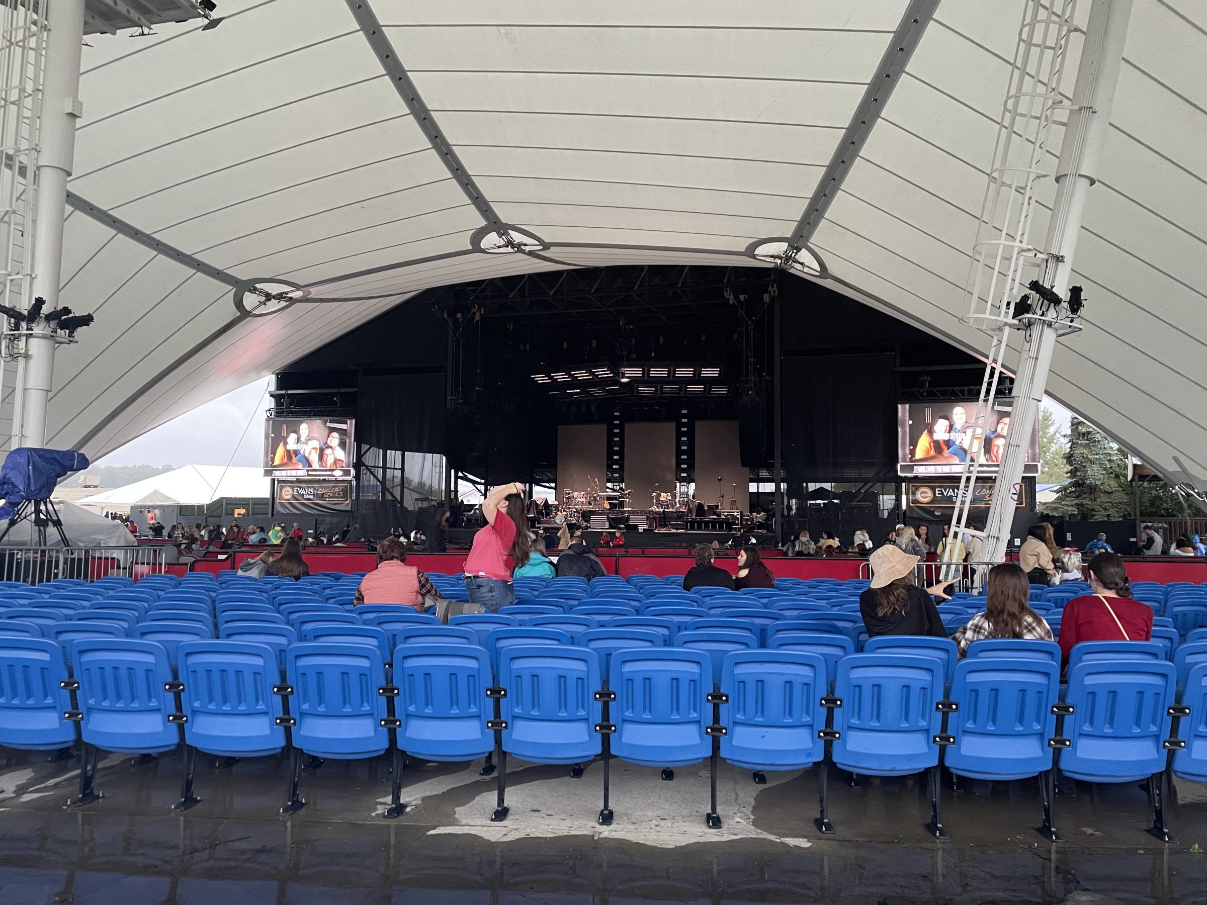 section 401, row 3 seat view  - darien lake amphitheater