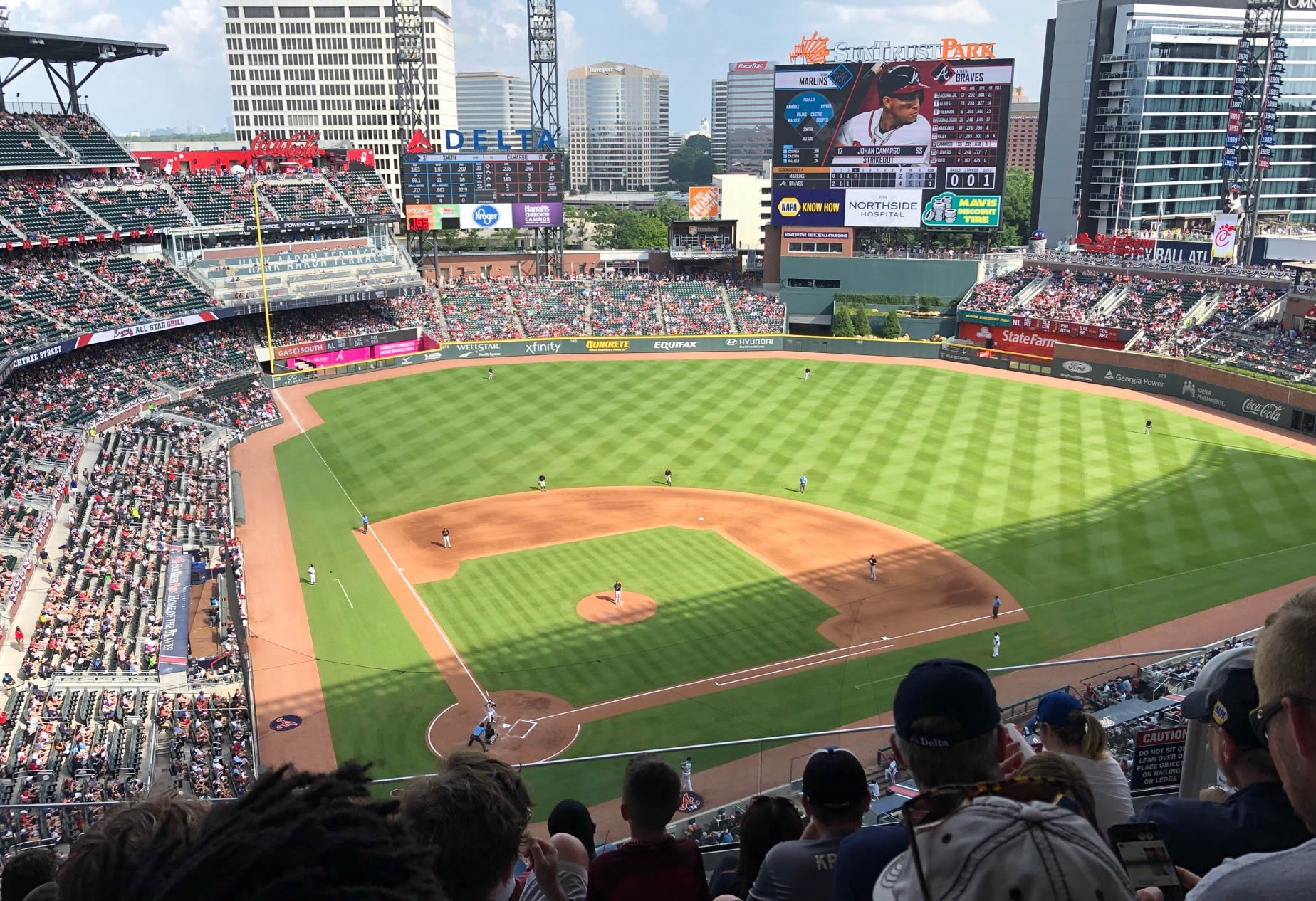 Comcast takes its position in outfield at SunTrust Park - Atlanta