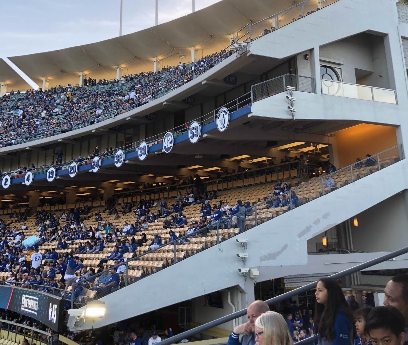 dodger stadium loge level cover