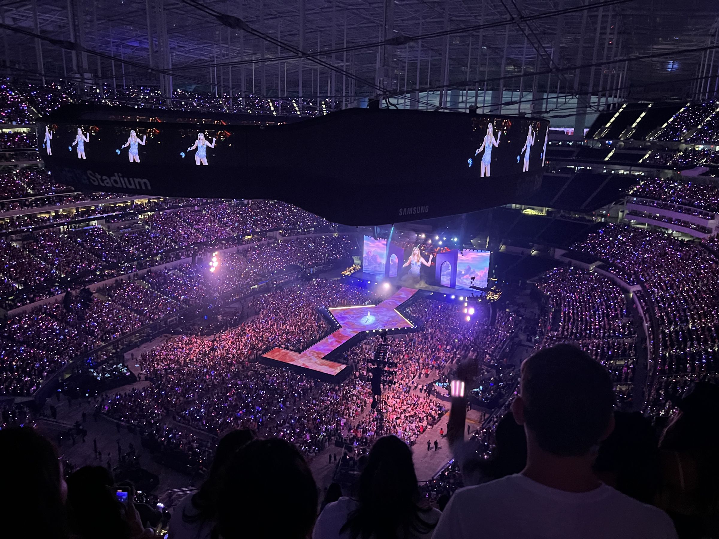 Excited fans enjoying Kenny Chesney