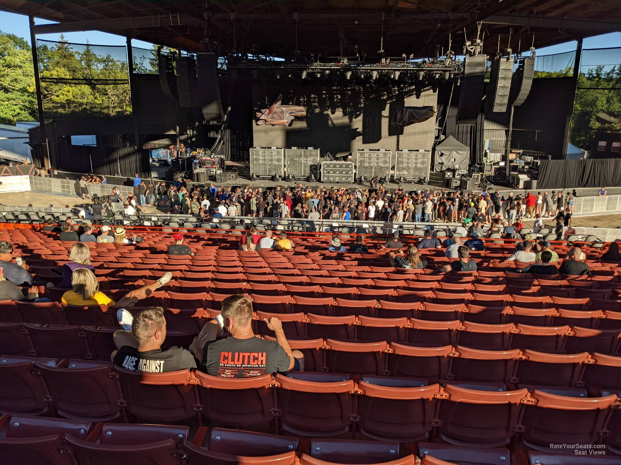 head-on concert view at Alpine Valley Music Theatre