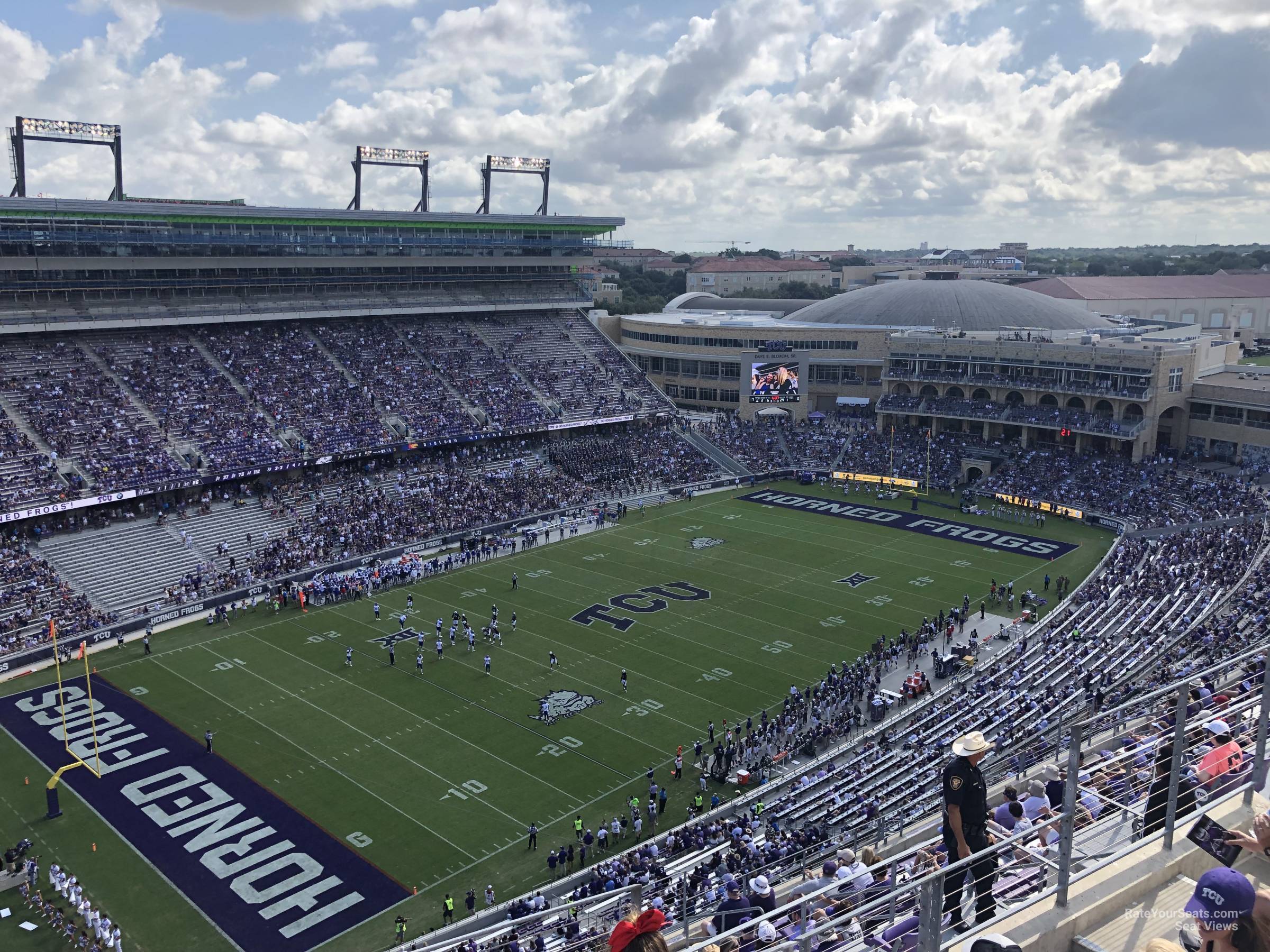 section 412, row e seat view  - amon carter stadium