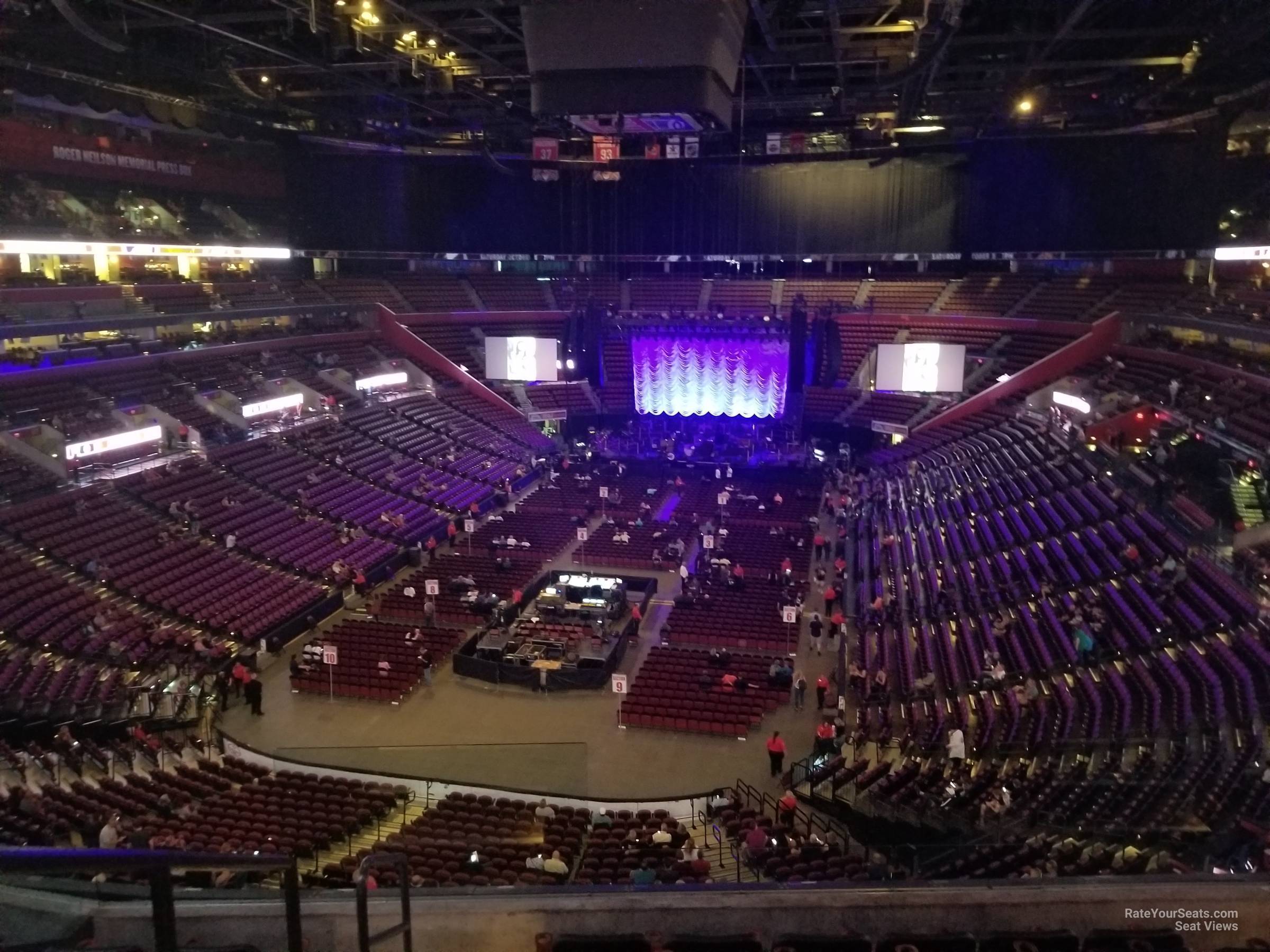 club c8, row 6 seat view  for concert - amerant bank arena