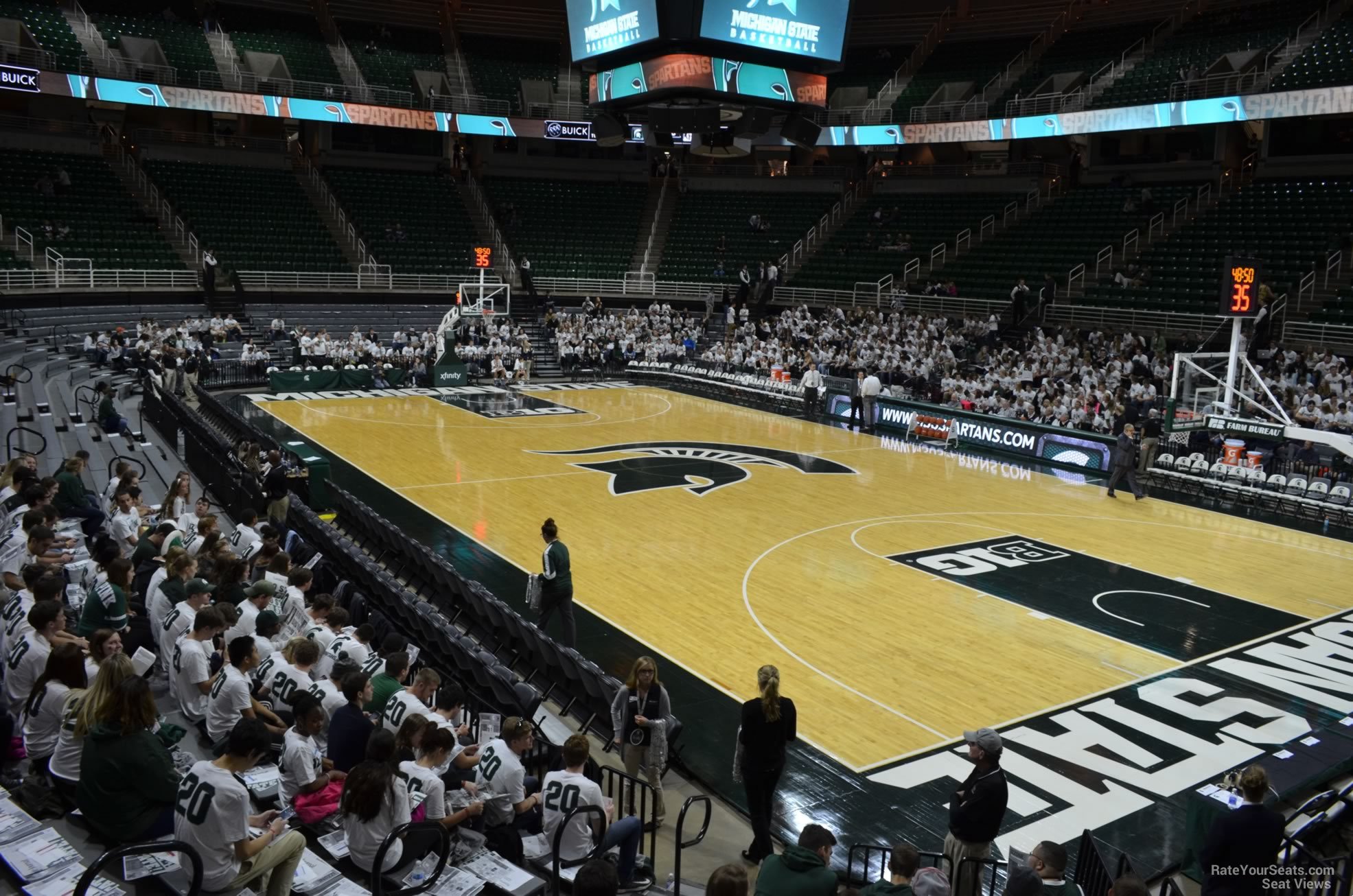 section 124, row 13 seat view  - breslin center