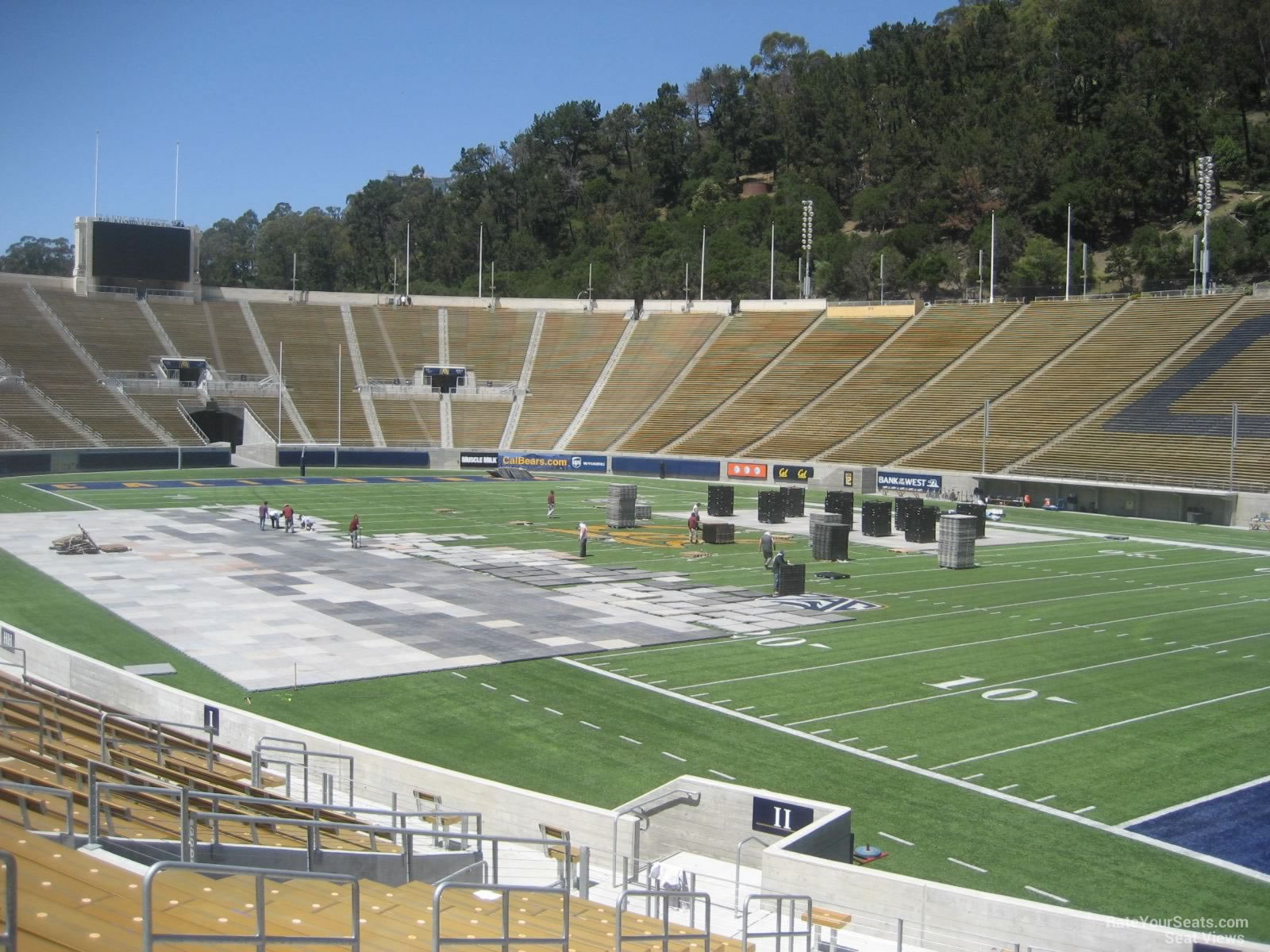 section j, row 22 seat view  - memorial stadium (cal)