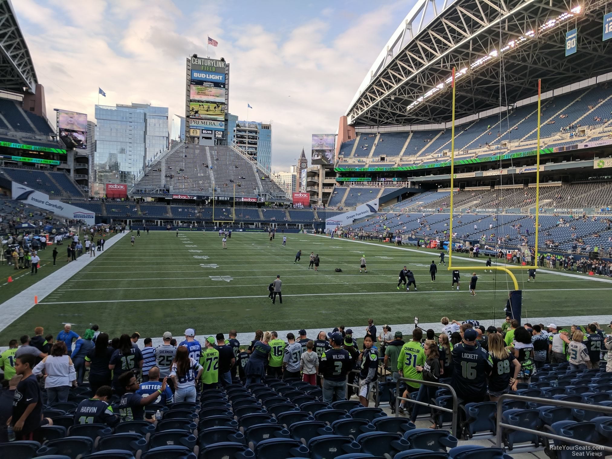 section 124, row q seat view  for football - lumen field