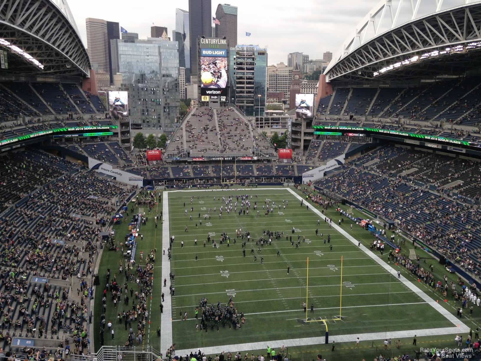 section 324, row ee seat view  for football - lumen field