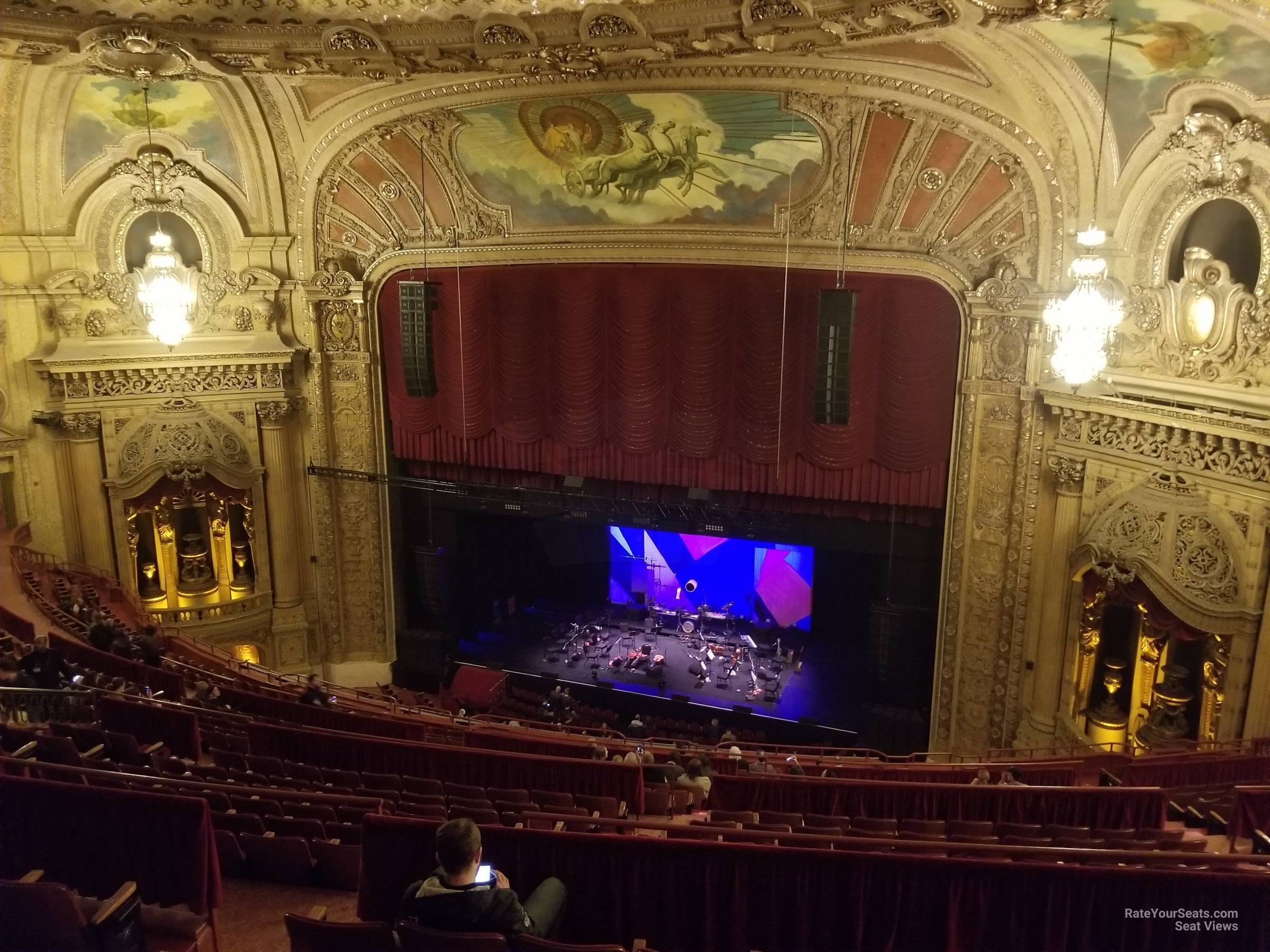 balcony 2r, row t seat view - chicago theatre