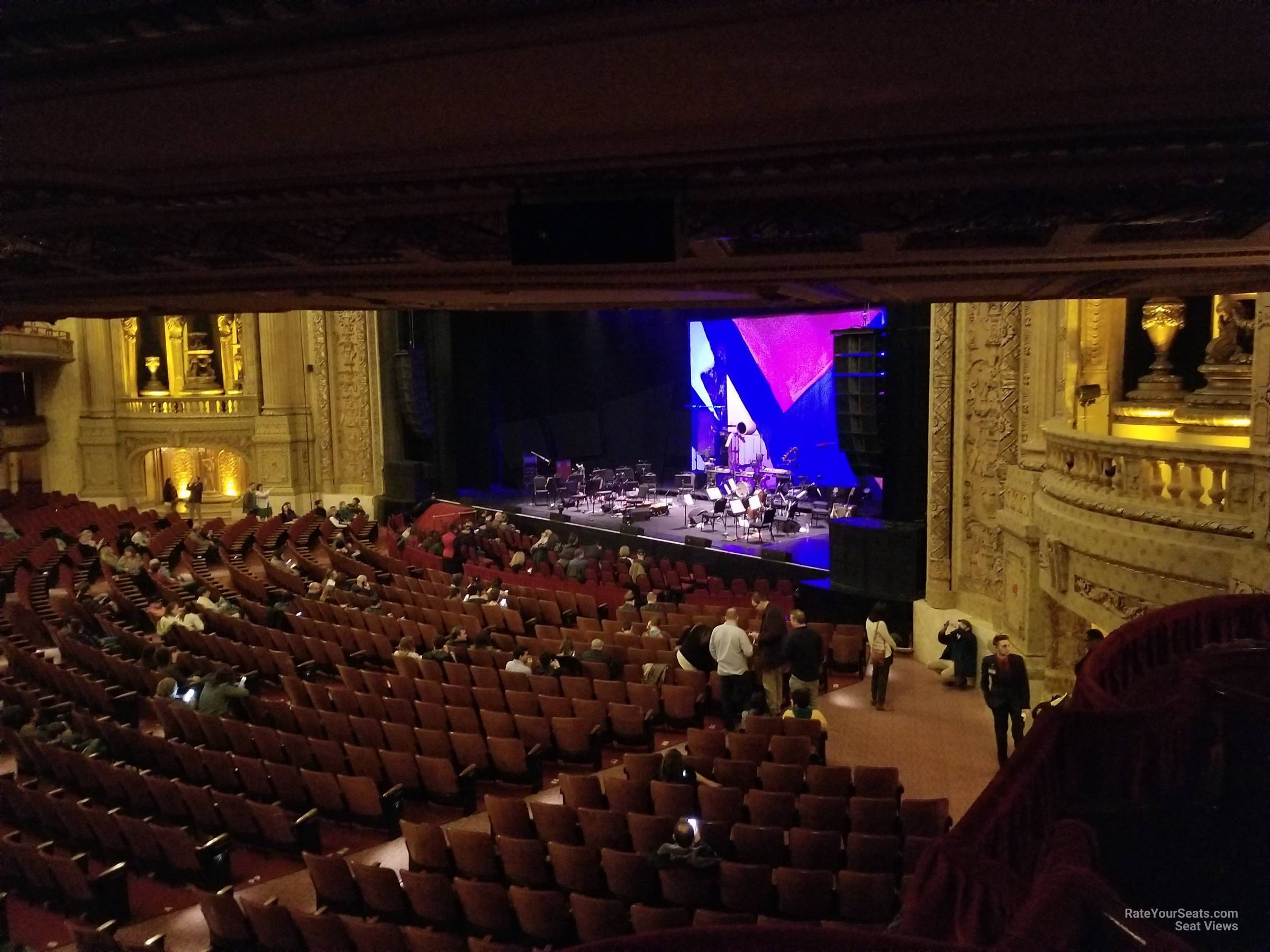 mezzanine box d seat view  - chicago theatre