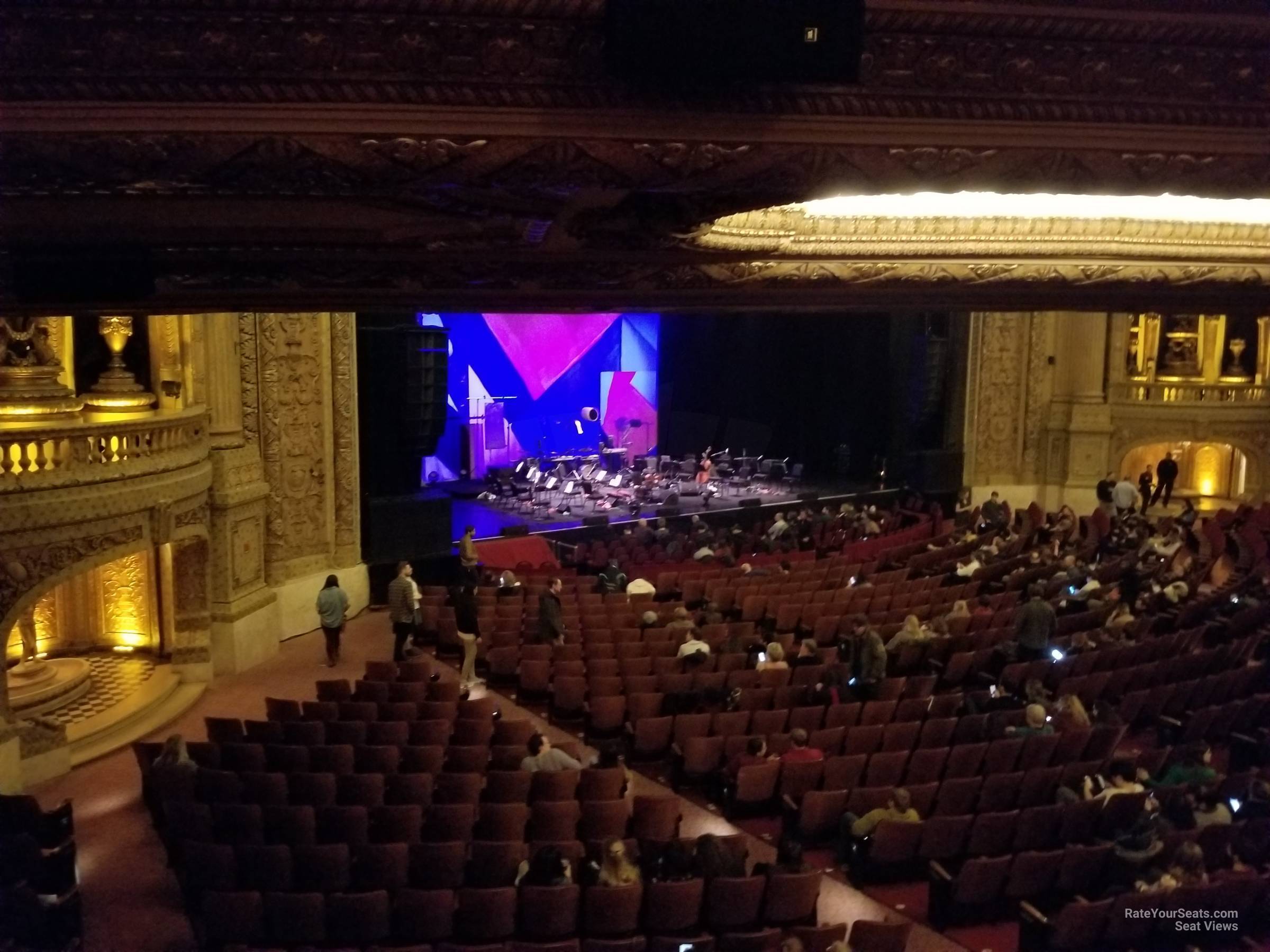 mezzanine box u seat view  - chicago theatre