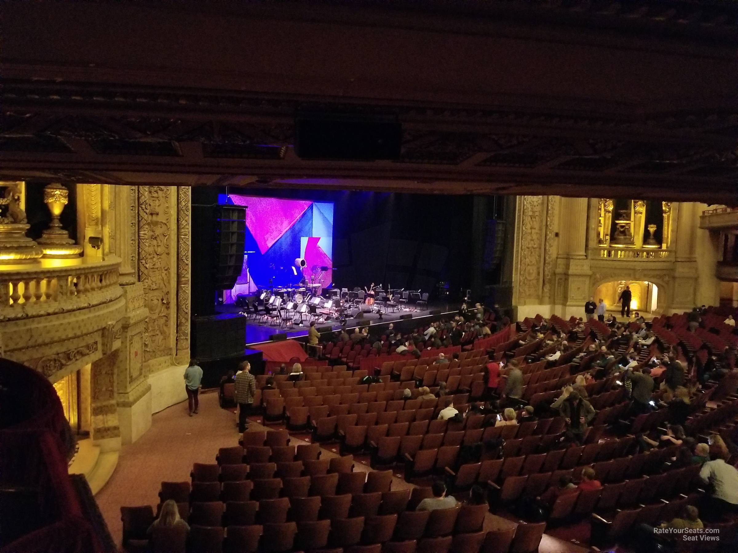 mezzanine box w seat view  - chicago theatre