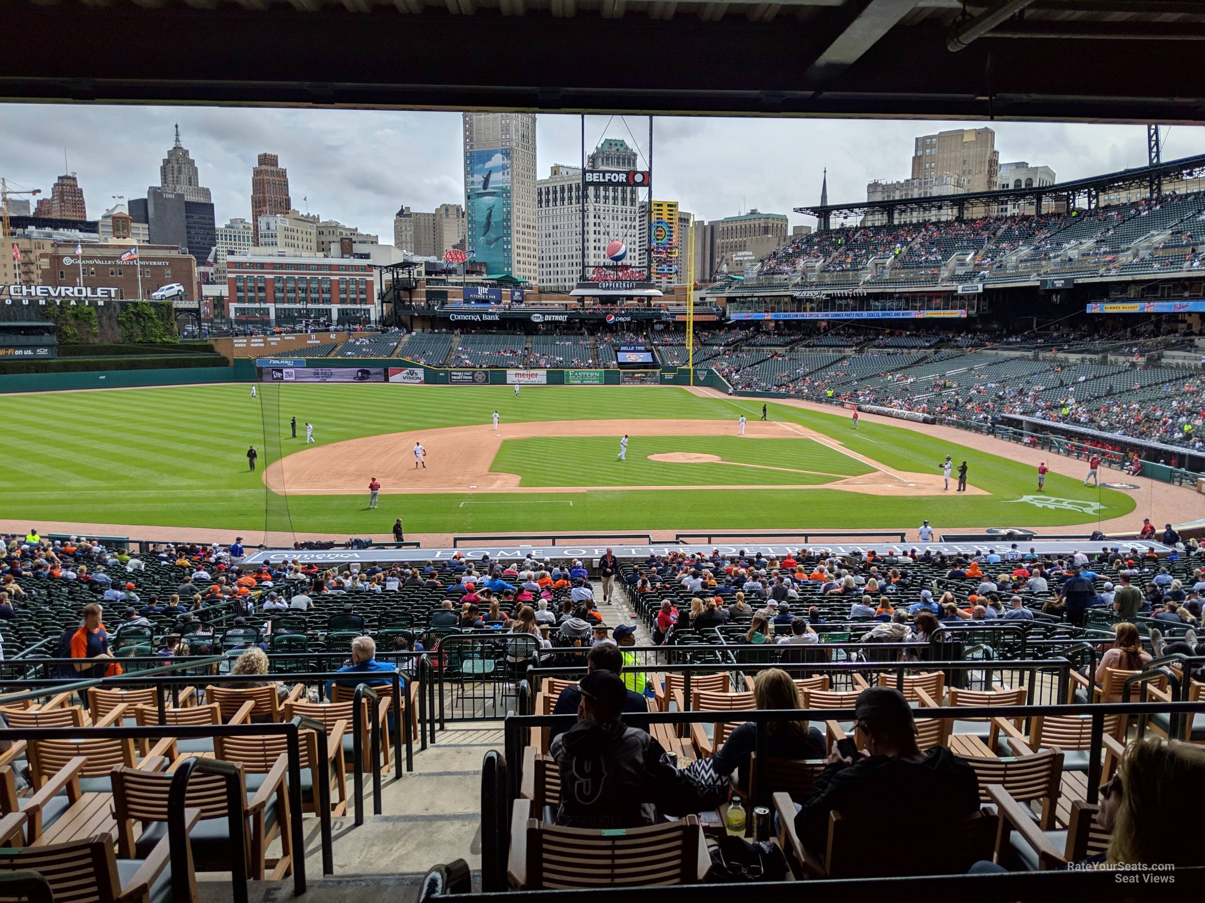 tiger den 18 seat view  for baseball - comerica park