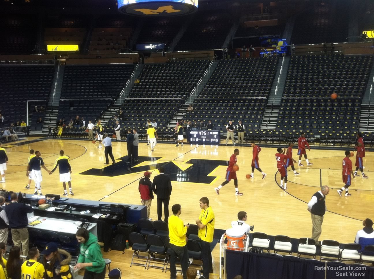 section 122, row 8 seat view  - crisler center