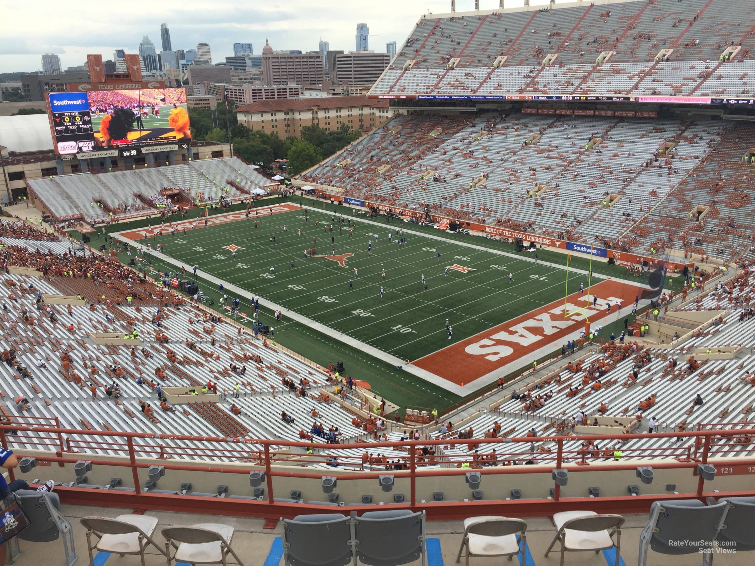 section 121, row 10 seat view  - dkr-texas memorial stadium