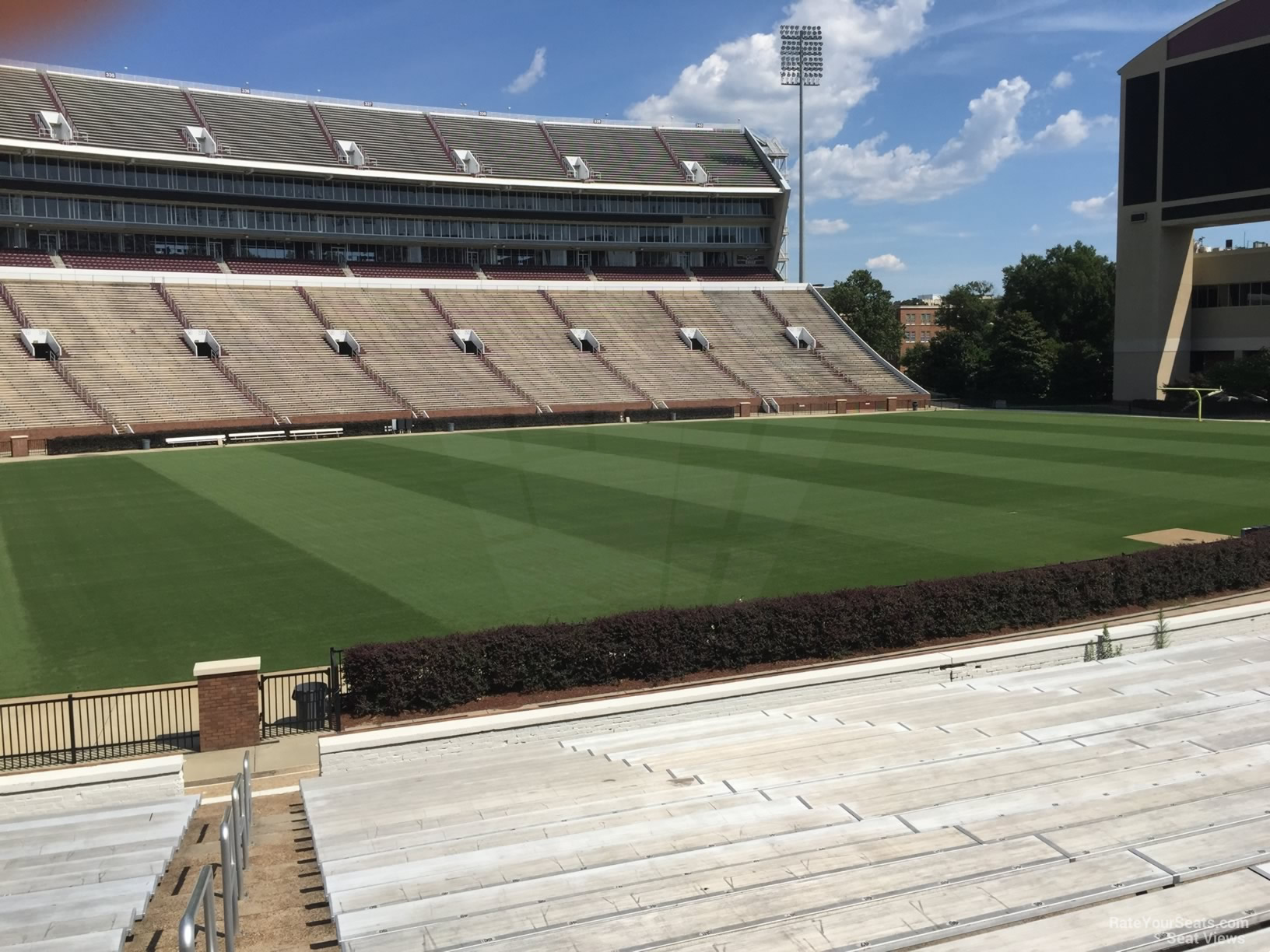 section 05, row 22 seat view  - davis wade stadium