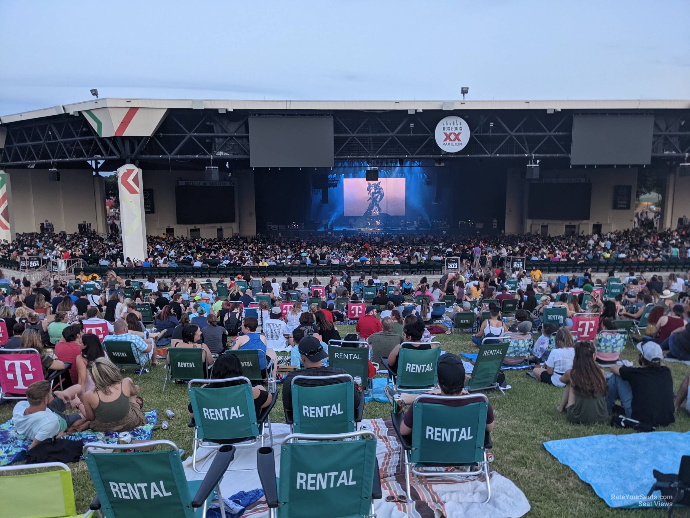 lawn seat view  - dos equis pavilion