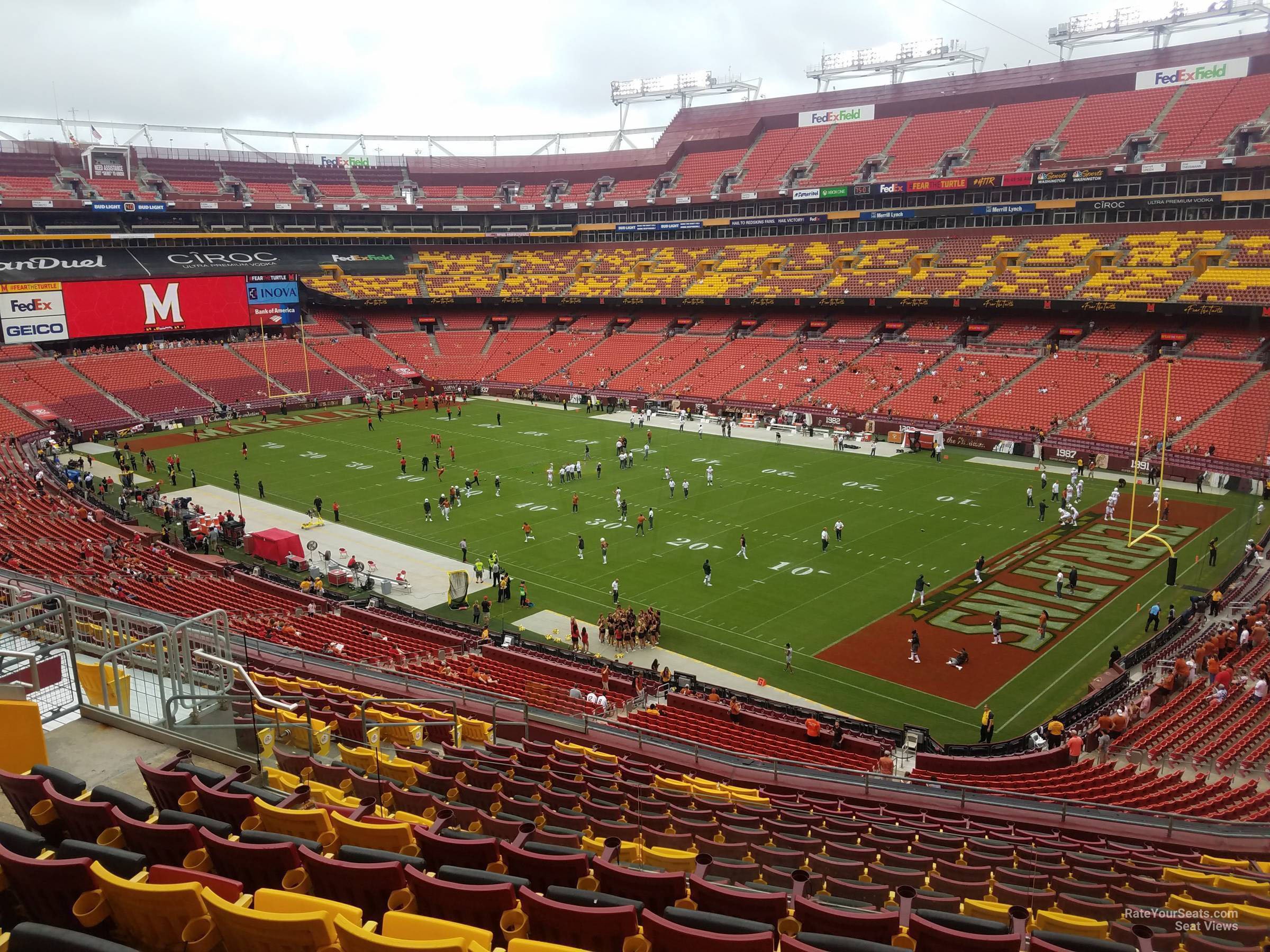 zone d club 337, row 16 seat view  - fedexfield