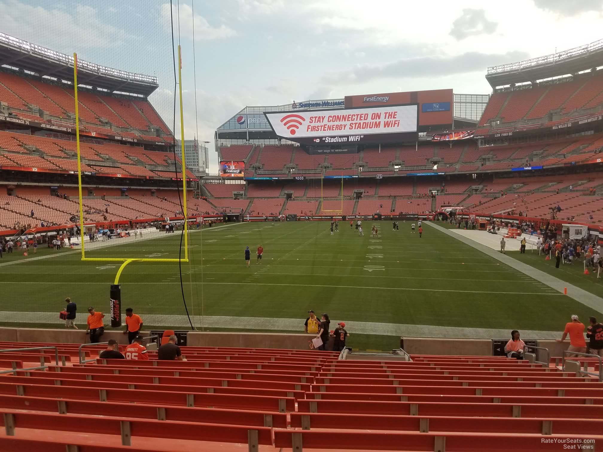 section 121, row 17 seat view  - cleveland browns stadium