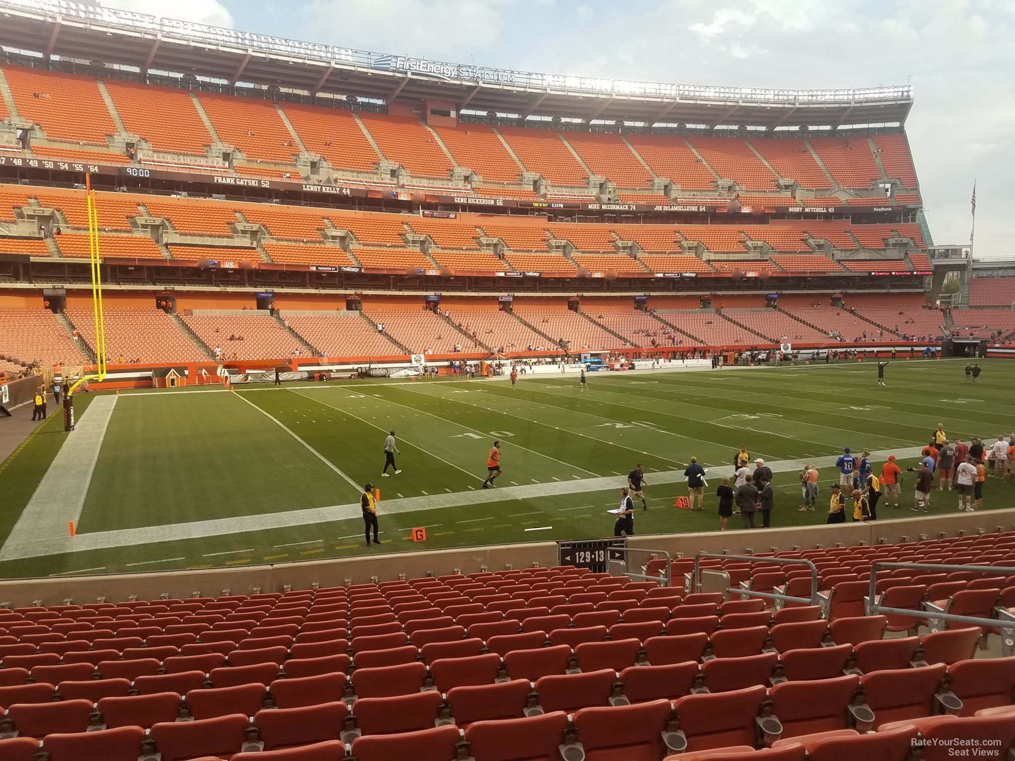 section 129, row 17 seat view  for football - huntington bank field
