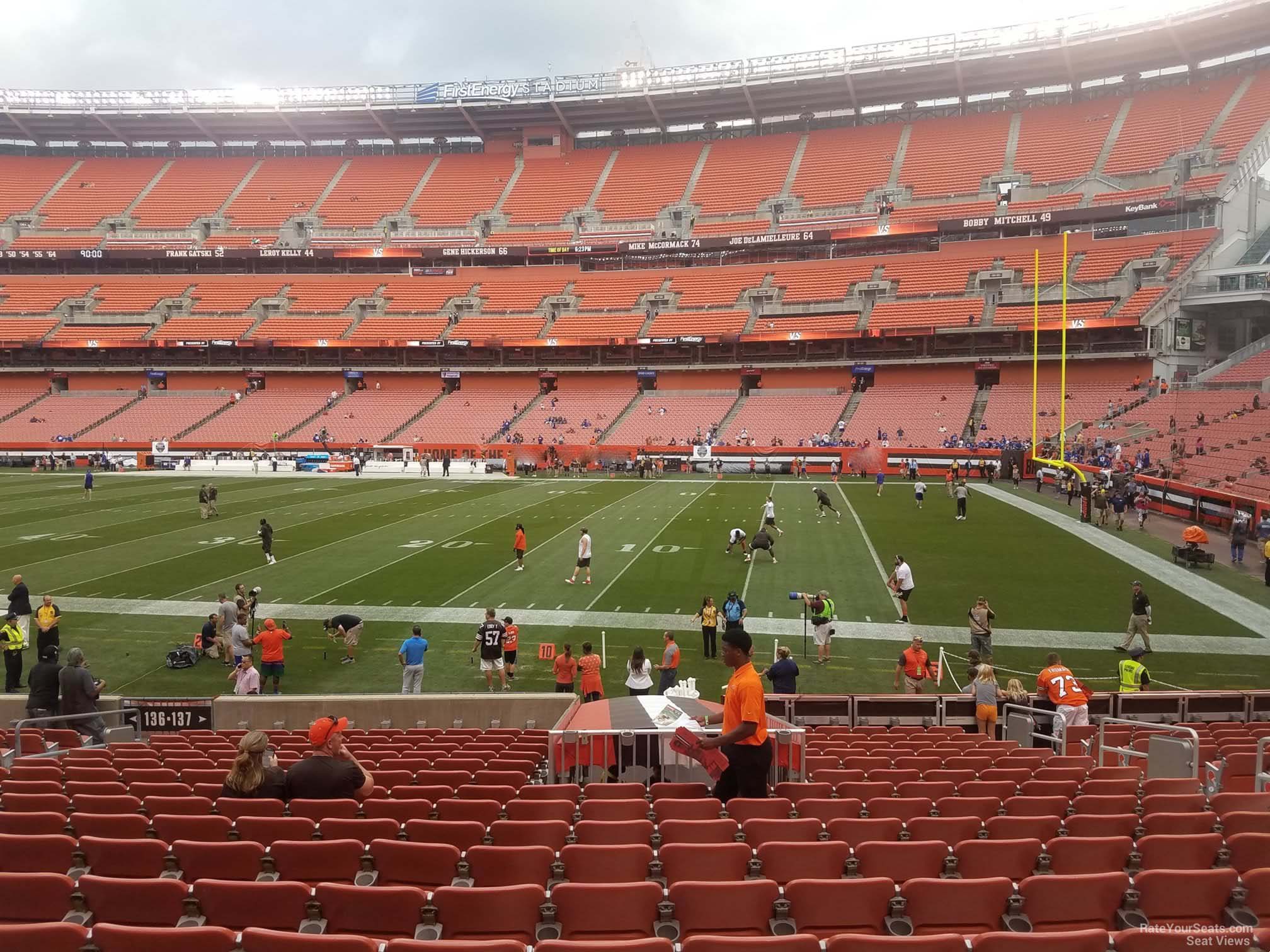 section 137, row 17 seat view  for football - huntington bank field