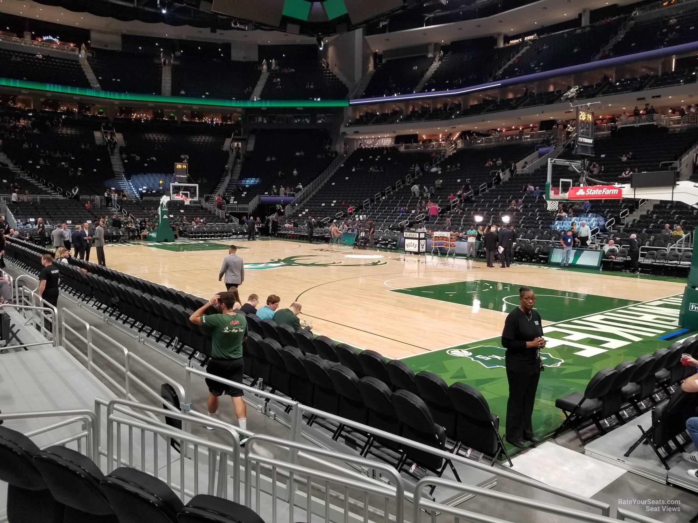 Fiserv Forum Sections - 77jz4cf