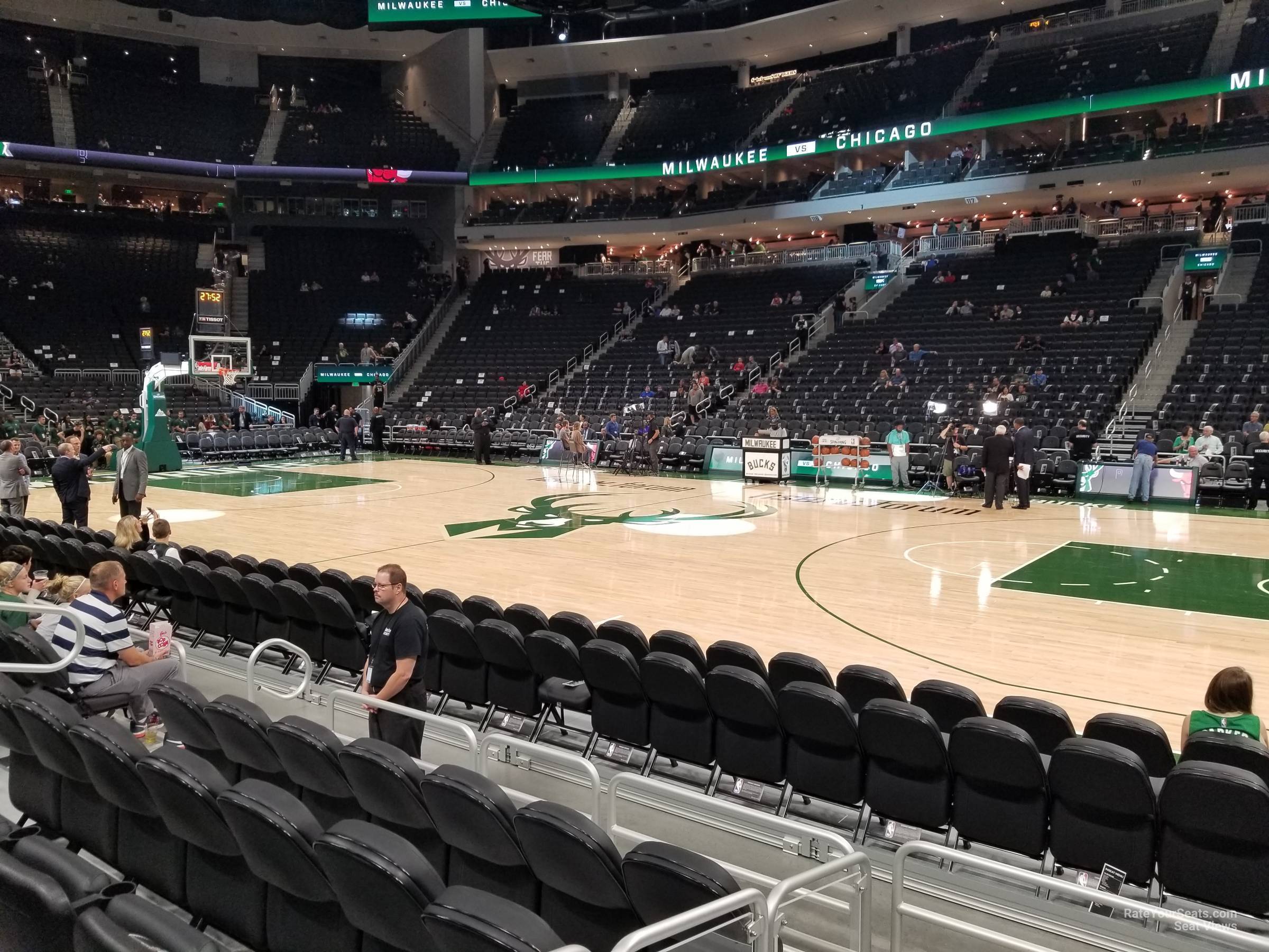 Fiserv Forum Section 105 - Milwaukee Bucks - RateYourSeats.com2400 x 1800