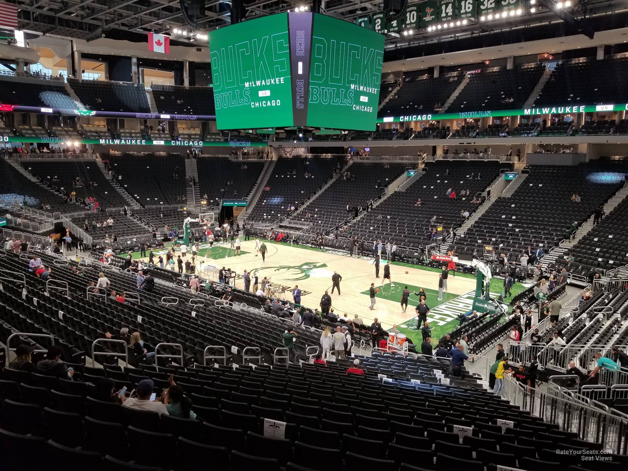 Fiserv Forum Section 115 - Milwaukee Bucks - RateYourSeats.com2400 x 1800