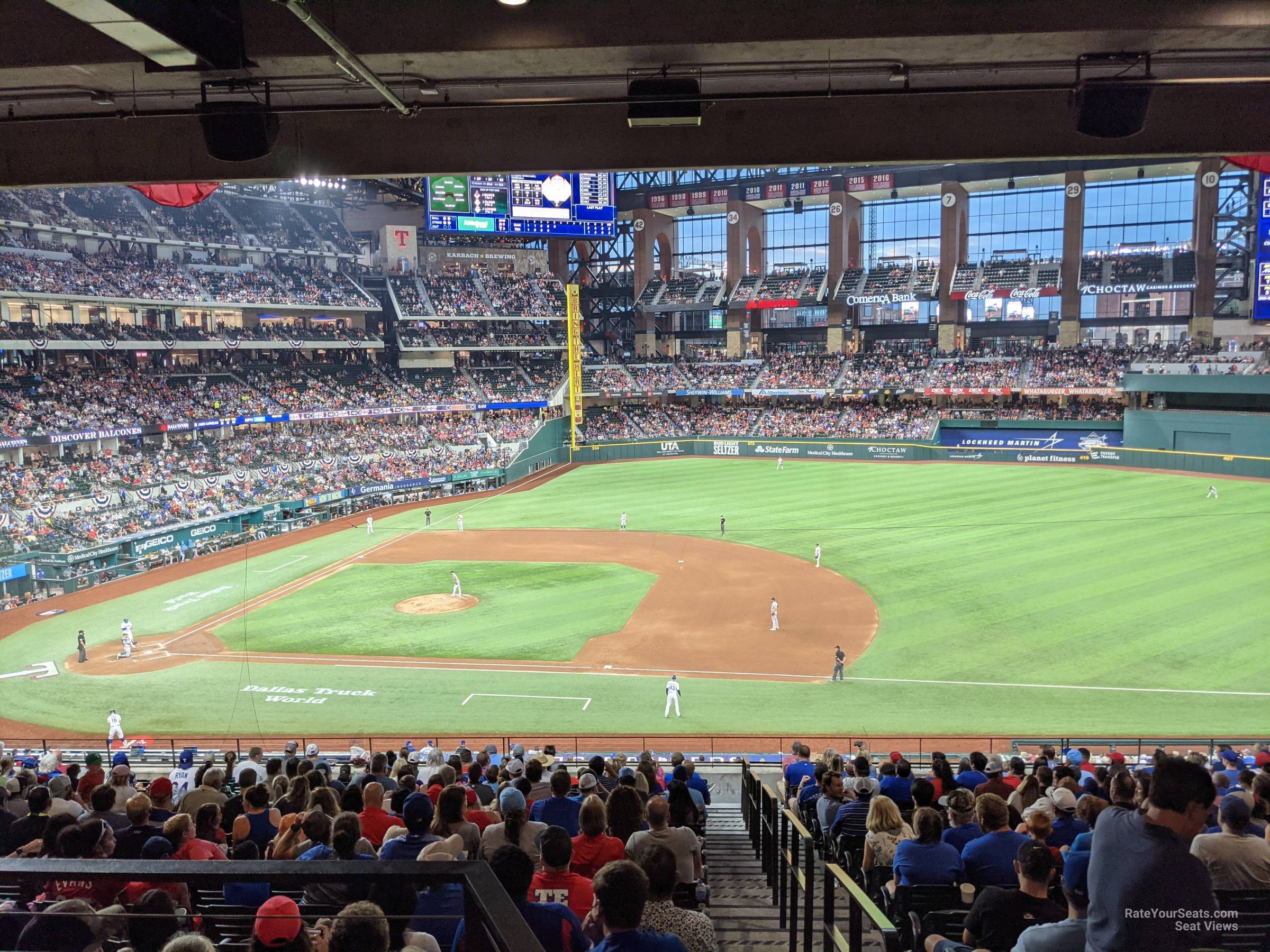 section 120, row 20 seat view  - globe life field