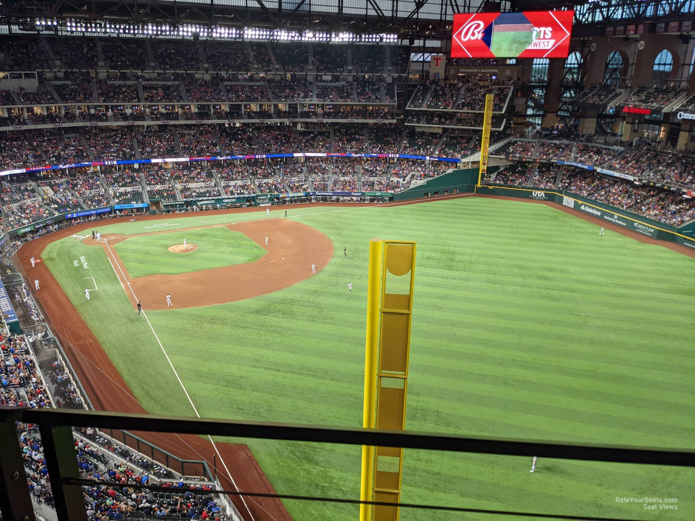 section 325, row 6 seat view  - globe life field