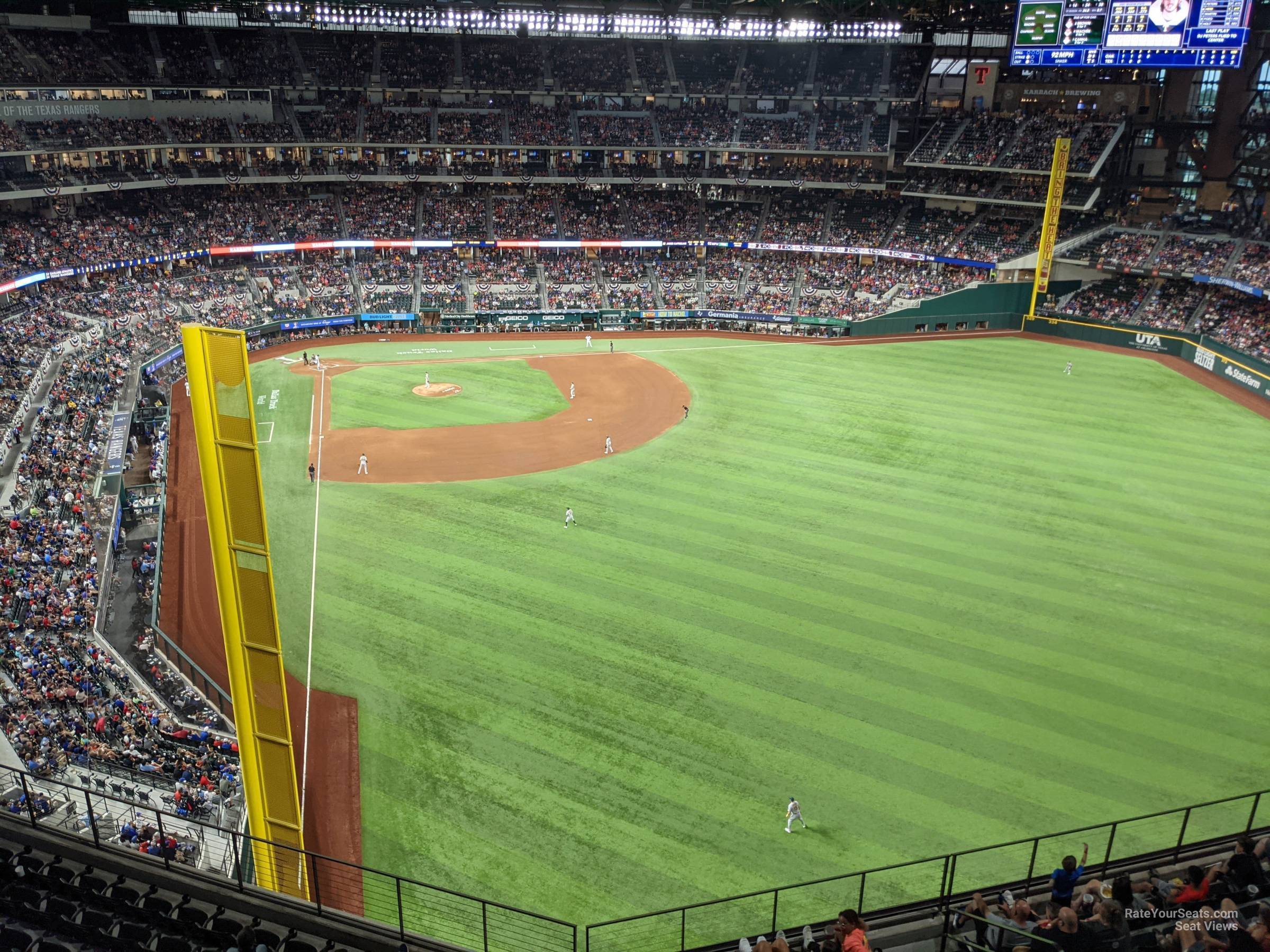 section 326, row 6 seat view  - globe life field